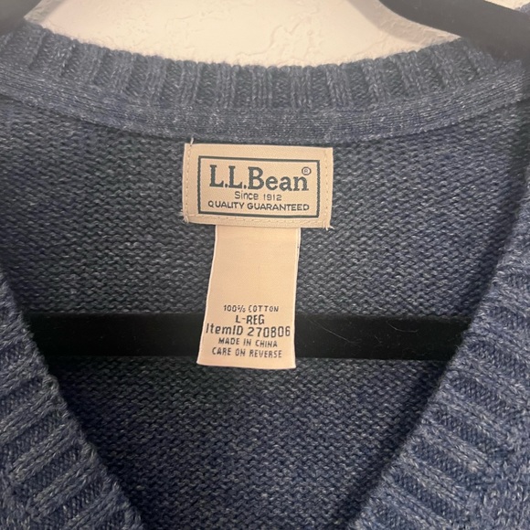 Sweater - Picture 4 of 7